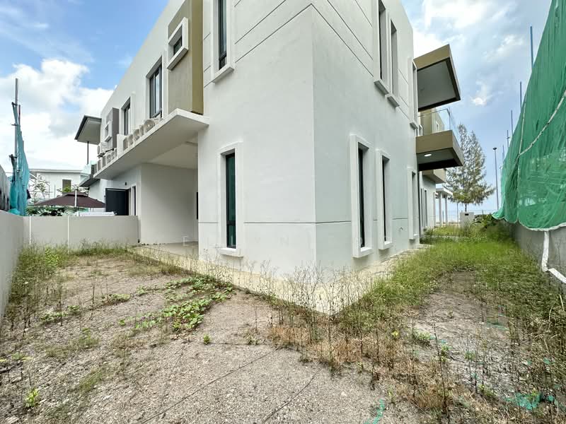 For Sale - SEAVIEW Freehold 8 Residence 2 storey Semi-D