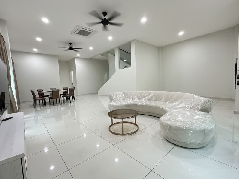 For Sale - SEAVIEW Freehold 8 Residence 2 storey Semi-D