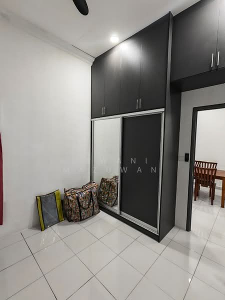 1-storey Terraced House for Sale in Cybersouth (Dengkil) - Uswani Mazuwan - PropertyGuru.com.my