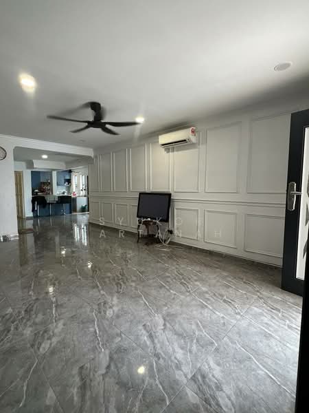 Rumah Teres 2 Tingkat untuk Dijual di Batu Caves (Selangor) - Syukor Hartanah - Living Room - PropertyGuru.com.my