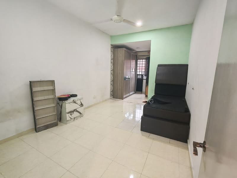 2-storey Terraced House for Sale in Taman Nusa Indah (Iskandar Puteri (Nusajaya)) - Shu Ying - Living Room - PropertyGuru.com.my