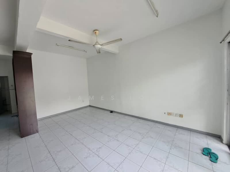Rumah Teres 2 Tingkat untuk Disewa di Usj 1 (Subang Jaya) - James Loh - Interior - PropertyGuru.com.my