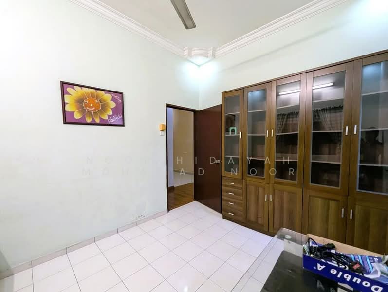 Rumah Berkembar untuk Dijual di Country Heights (Kajang) - Noor Hidayah Mohamad Noor - Interior - PropertyGuru.com.my