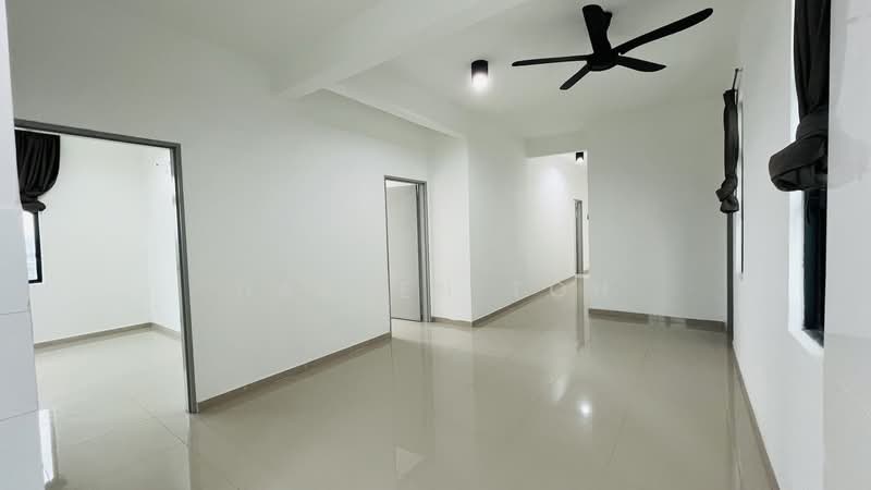 Service Residence for Rent at Serviced Residence @ The Louvre @ Country Heights - Darren Toh - Corridor - PropertyGuru.com.my