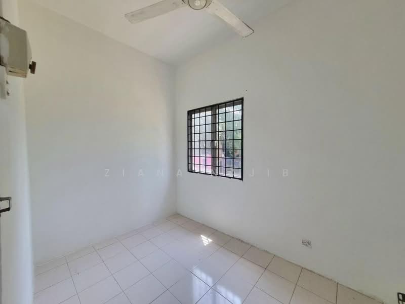 Townhouse for Sale in Shah Alam (Selangor) - Ziana Najib - Interior puncak perdana - PropertyGuru.com.my