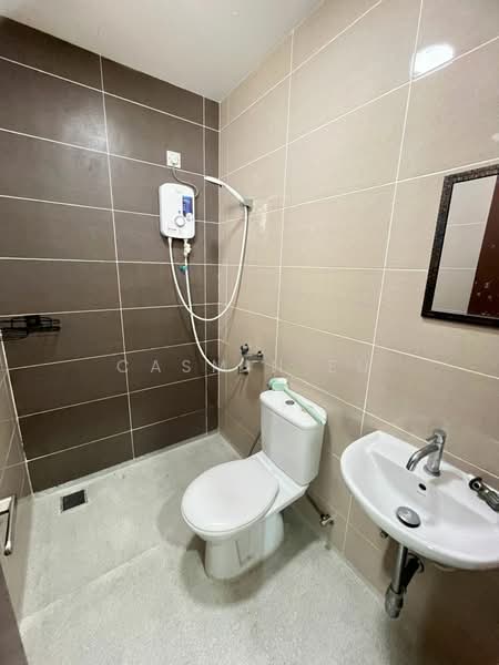 Kondominium untuk Disewa di Botanika - Casmin Eu - Bathroom - PropertyGuru.com.my