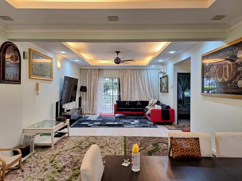 Kondominium untuk Dijual di Tiara Kelana - Farah Rasul - Living Room - PropertyGuru.com.my