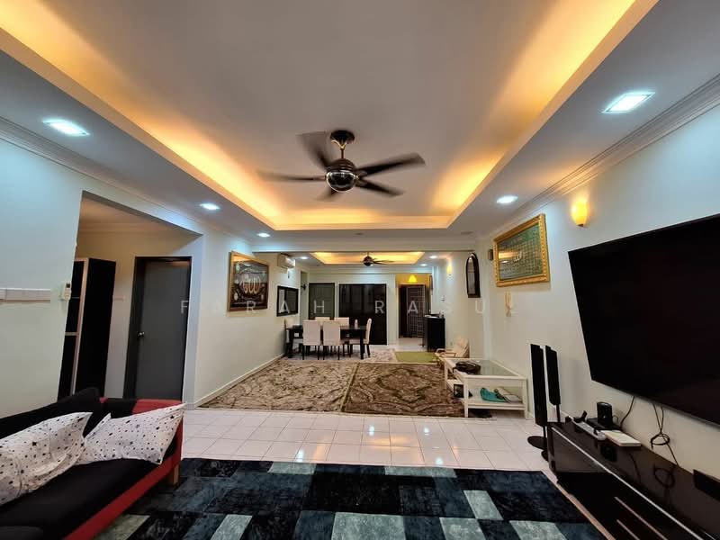 Kondominium untuk Dijual di Tiara Kelana - Farah Rasul - Living Room - PropertyGuru.com.my