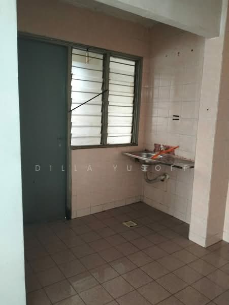 Pangsapuri untuk Dijual di Taman Sri Rasau - DILLA YUSOFF - Kitchen - PropertyGuru.com.my