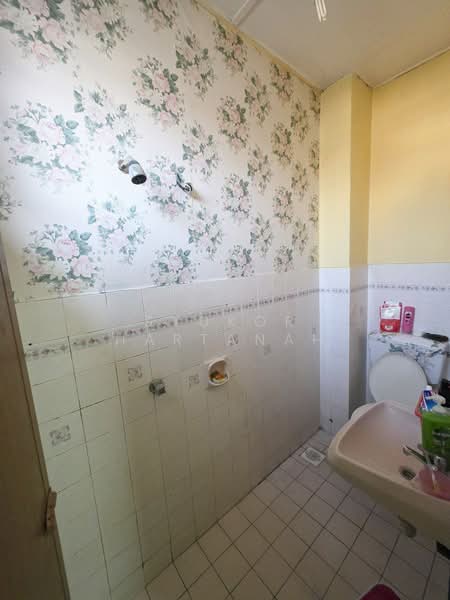 Rumah Teres 2 Tingkat untuk Dijual di Subang Jaya (Selangor) - Syukor Hartanah - Bathroom - PropertyGuru.com.my