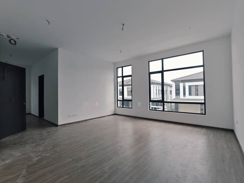 Semi-Detached House for Sale in Telok Panglima Garang (Selangor) - Dave KS - Living Room - PropertyGuru.com.my