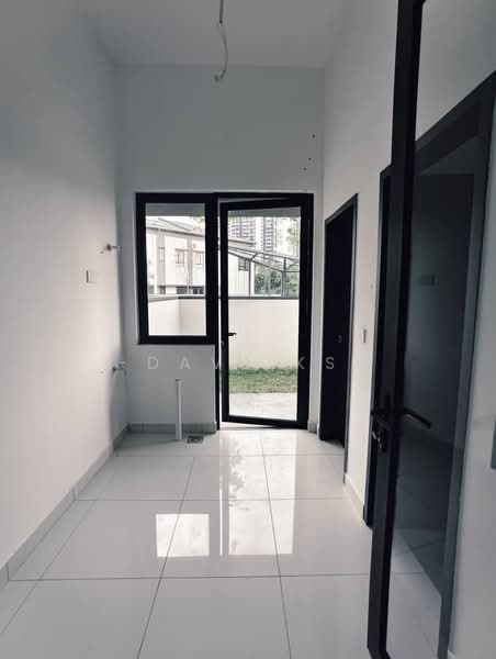 Semi-Detached House for Sale in Telok Panglima Garang (Selangor) - Dave KS - Interior - PropertyGuru.com.my
