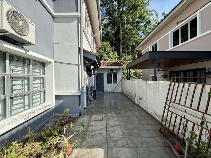 Semi-Detached House for Sale in Taman Tasik Semenyih (Semenyih) - Hairi Halim - PropertyGuru.com.my