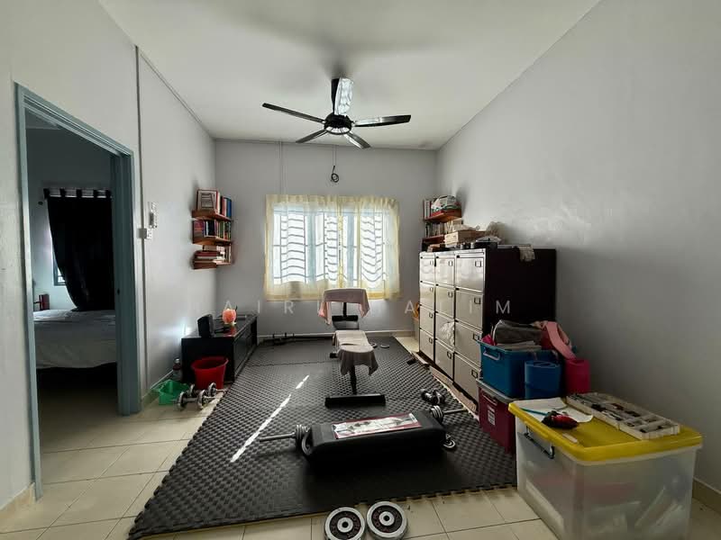 Semi-Detached House for Sale in Taman Tasik Semenyih (Semenyih) - Hairi Halim - PropertyGuru.com.my