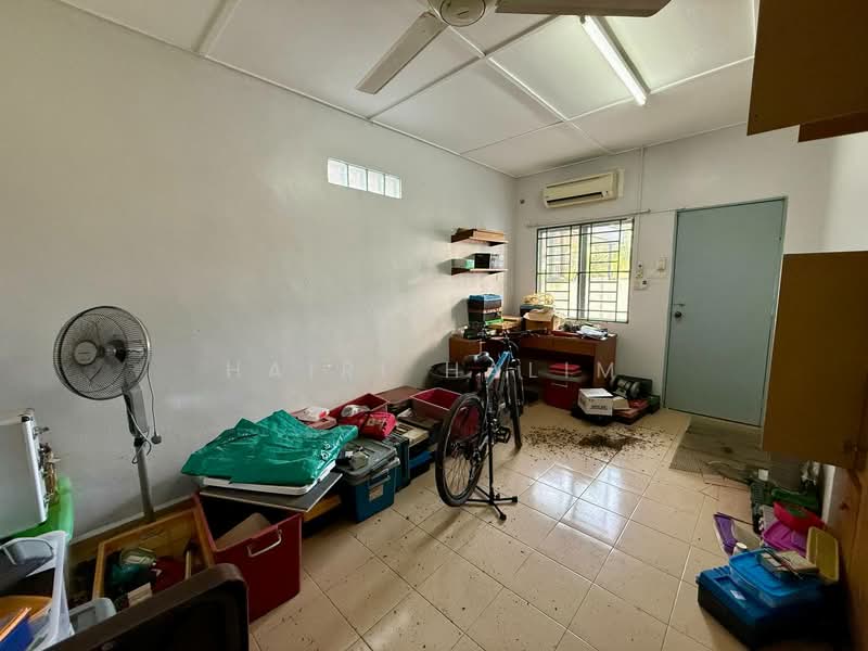 Semi-Detached House for Sale in Taman Tasik Semenyih (Semenyih) - Hairi Halim - PropertyGuru.com.my