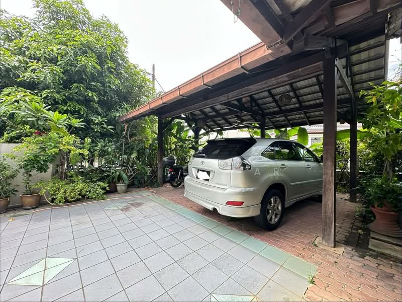 Semi-Detached House for Sale in Seksyen 9 (Shah Alam) - Fazri Omar - PropertyGuru.com.my