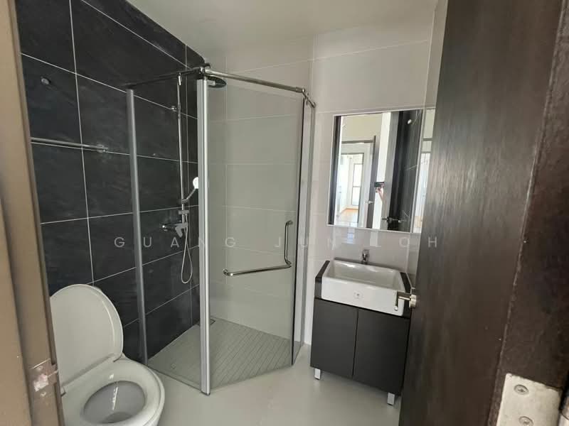 Condominium for Sale at Bay Point @ Country Garden Danga Bay - Guang Jun Loh - PropertyGuru.com.my