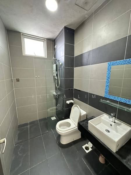 For Rent - M Condominium @ Larkin