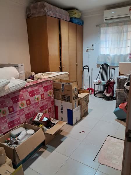 2-storey Terraced House for Sale in SS2 (Petaling Jaya) - Mimi Foo - Bedroom - PropertyGuru.com.my
