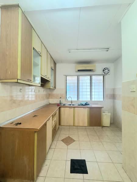 2-storey Terraced House for Sale in Bandar Kinrara (Selangor) - Wendy Chin - Kitchen - PropertyGuru.com.my