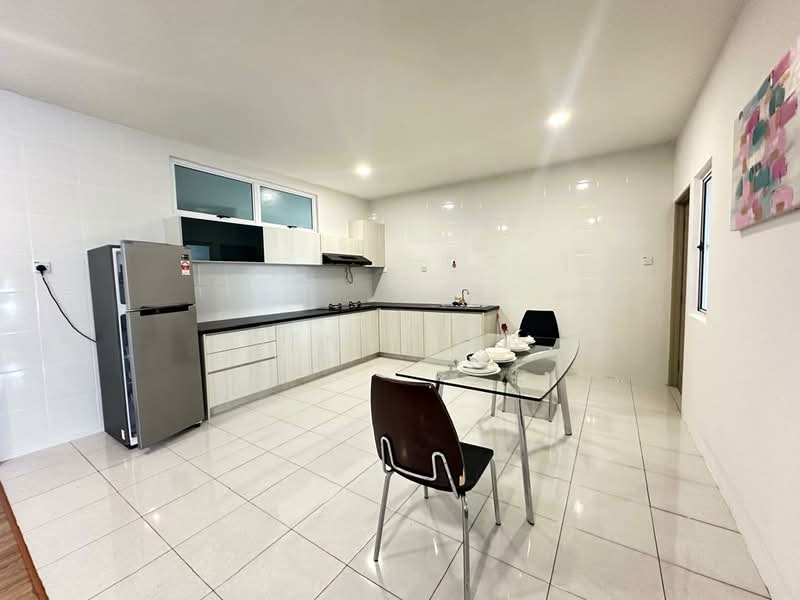 Pangsapuri untuk Disewa di Urbaneeze - Jeno Tan - Kitchen - PropertyGuru.com.my