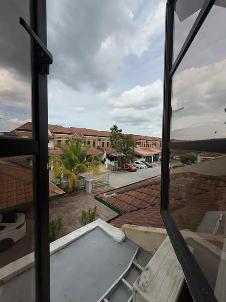 2-storey Terraced House for Sale in Puchong (Selangor) - Fazri Omar - PropertyGuru.com.my