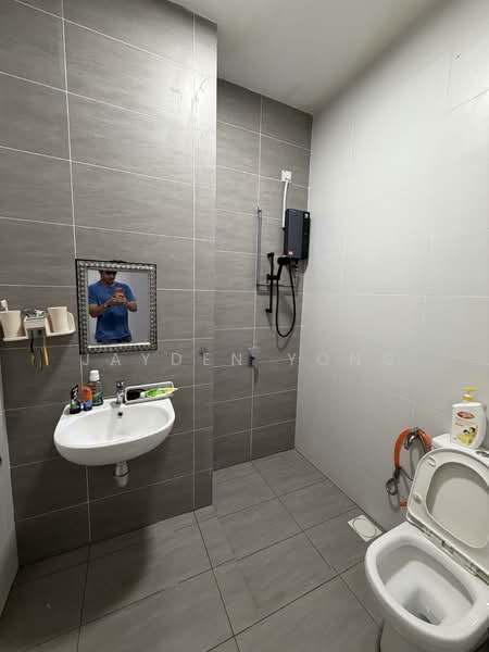 Cluster House for Sale in Eco Majestic (Semenyih) - Jayden Yong - Bathroom - PropertyGuru.com.my