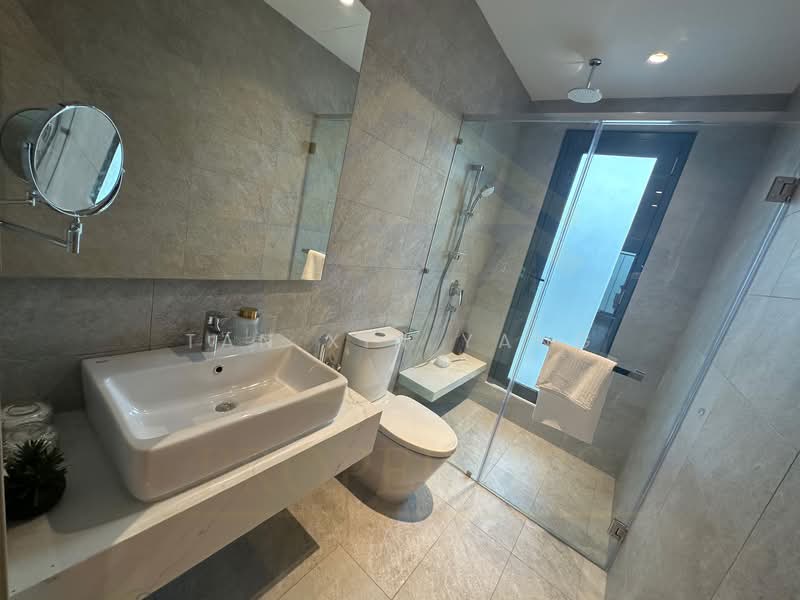 Kondominium untuk Dijual di Waterstone - Tan Xin Yang - Bathroom - PropertyGuru.com.my
