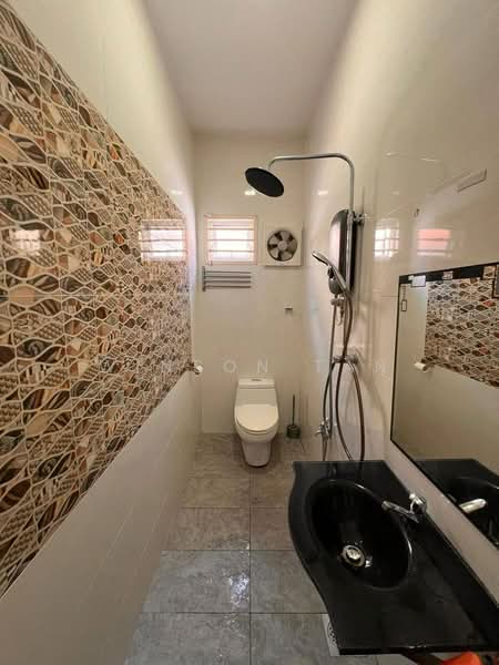 Rumah Teres 2 Tingkat untuk Dijual di Taman Gaya (Ulu Tiram) - Winson Tan - PropertyGuru.com.my