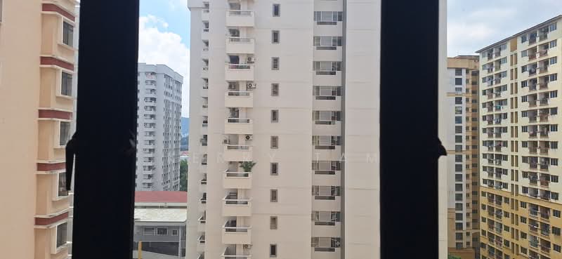 Condominium for Rent at Pelangi Astana - Kerry Tam - PropertyGuru.com.my