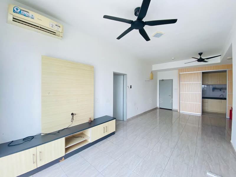 Apartment for Sale at Taman Impian Putra - Hasliza Hassan - Living Room - PropertyGuru.com.my