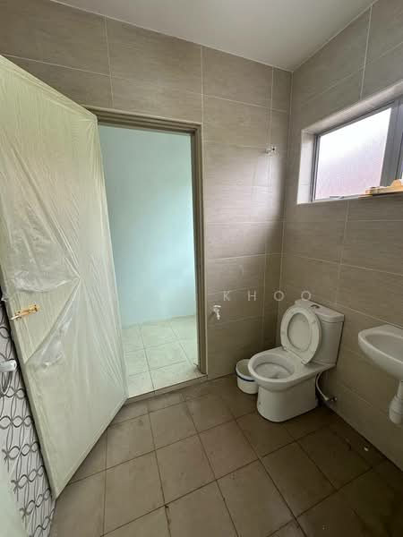 Rumah Teres 2 Tingkat untuk Dijual di Tanjong Rambutan (Perak) - Qazin Khoo - Bathroom - PropertyGuru.com.my