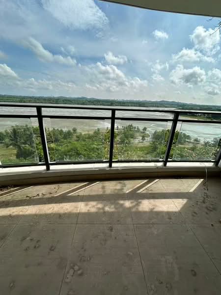 Condominium for Rent at Ataraxia Park @ Forest City - Hong Charng Lee - Balcony - PropertyGuru.com.my