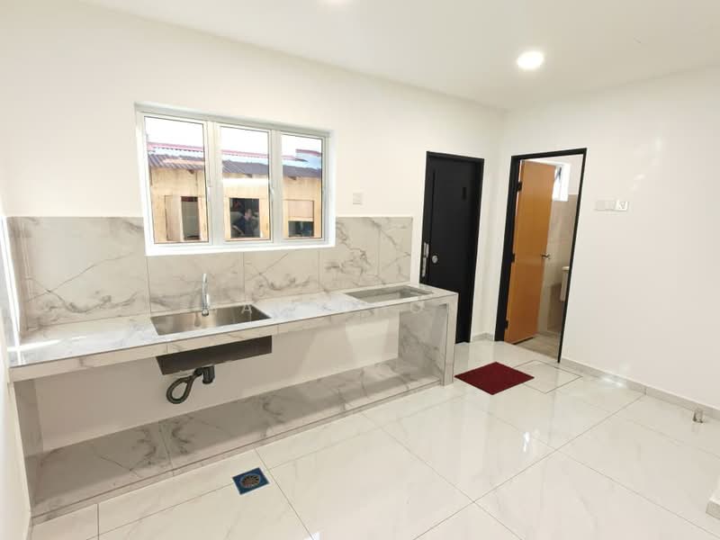 2-storey Terraced House for Sale in Bandar Mahkota Cheras (Cheras) - Mac Chong - Kitchen - PropertyGuru.com.my