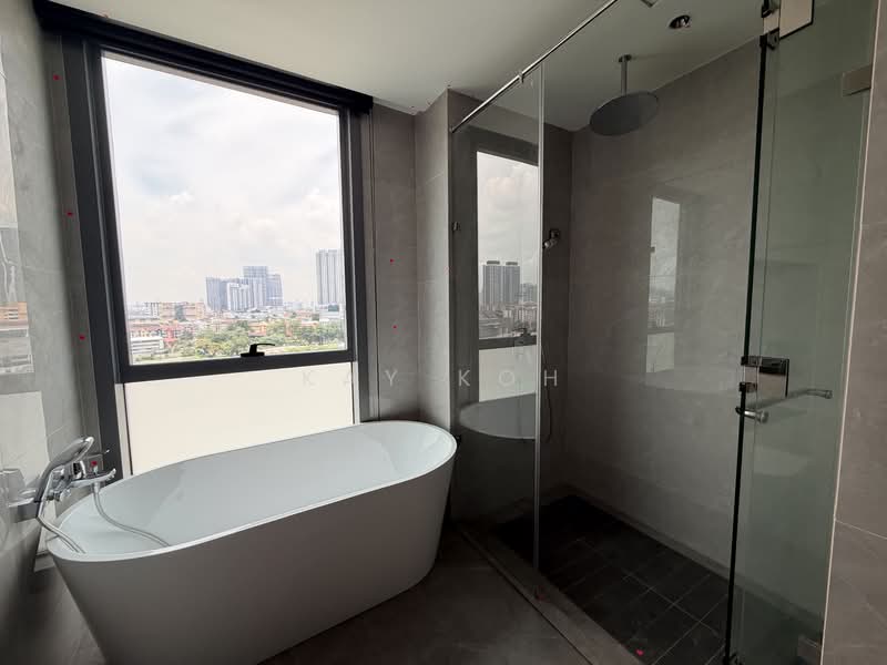 Service Residence for Rent at Core Residence @ TRX - Kay Koh - Master bathroom - PropertyGuru.com.my