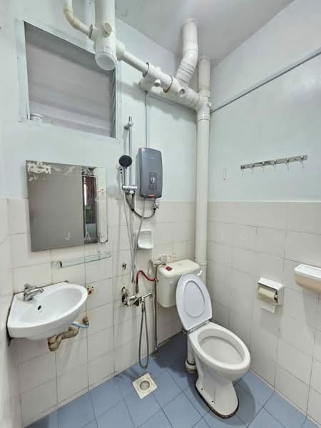 Pangsapuri untuk Dijual di Sri Bayu - Jayden Neo - Bathroom - PropertyGuru.com.my