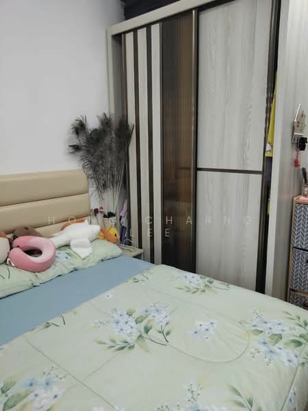 Condominium for Rent at Amberside @ Country Garden Danga Bay - Hong Charng Lee - Bedroom - PropertyGuru.com.my