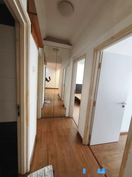 Kondominium untuk Dijual di Pelangi Heights - Louis Chan - Corridor - PropertyGuru.com.my