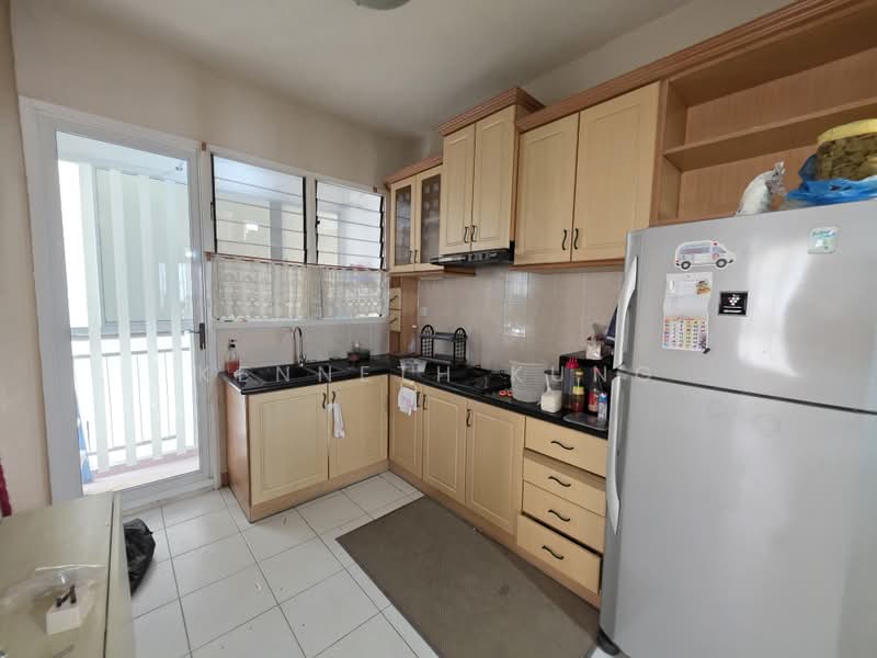 Kondominium untuk Disewa di Gurney Park Condominium - Kenneth Kung - Kitchen - PropertyGuru.com.my