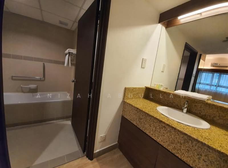 Condominium for Sale at Crown Regency - Anizah Abdullah - Bathroom - PropertyGuru.com.my
