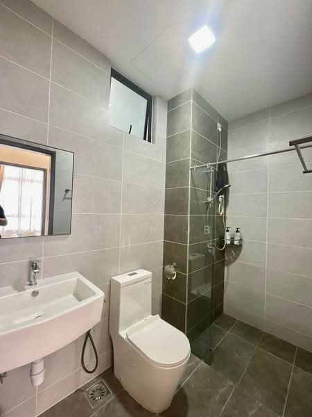 Servis Apartment untuk Dijual di Twin Tower Residence - Dian JB - PropertyGuru.com.my
