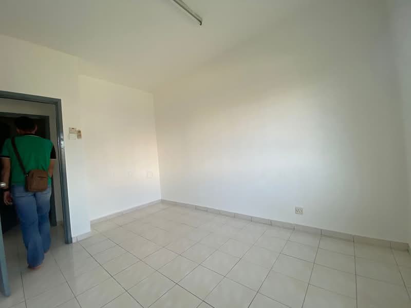 Apartment for Sale at Pangsapuri Angsana - Firdaus Dauz - PropertyGuru.com.my