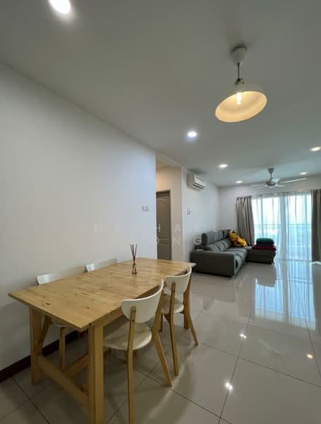 Kondominium untuk Dijual di Seri Puteri - Michael Foong - Living Room - PropertyGuru.com.my