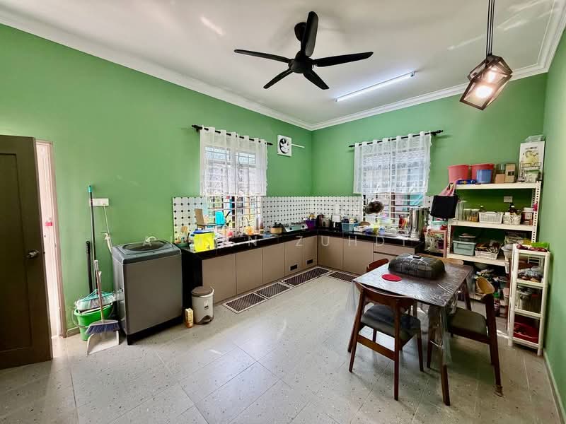 Bungalow House for Sale in Rasa (Selangor) - AIMAN ZUHDI - PropertyGuru.com.my
