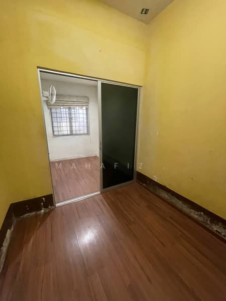 Untuk Dijual - Seksyen 4