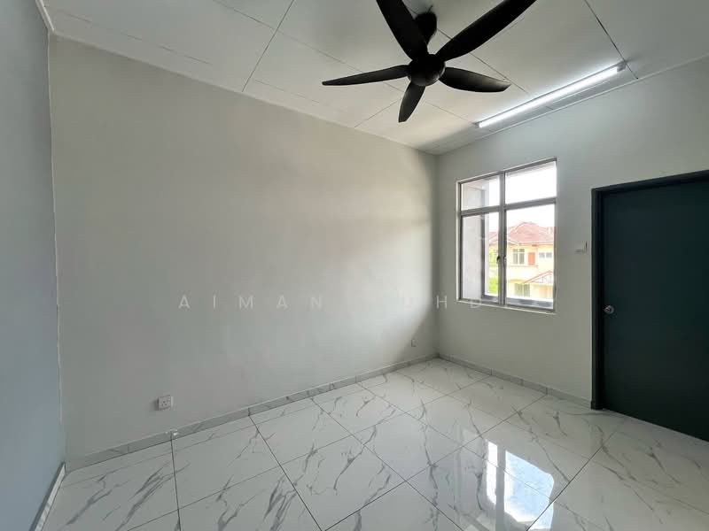 Rumah Teres 2 Tingkat untuk Dijual di Alam Perdana (Puncak Alam) - AIMAN ZUHDI - PropertyGuru.com.my