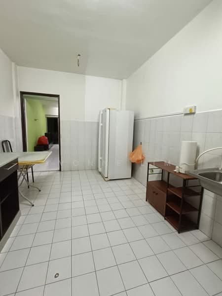 Apartment for Sale at Lily & Jasmine Apartment - Yvonne Lim - Kitchen - PropertyGuru.com.my