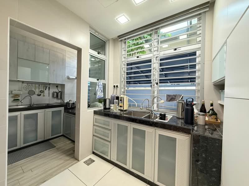 Service Residence for Sale at The Seed Taman Sutera Utama - Liew Lih Yi - Kitchen - PropertyGuru.com.my