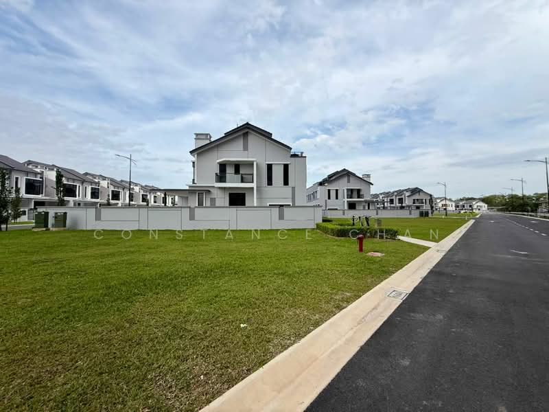 2-storey Terraced House for Sale in Taman Mount Austin (Tebrau) - Constance Chan - Exterior - PropertyGuru.com.my