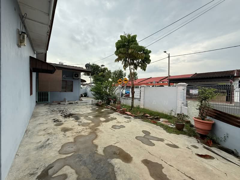 1-storey Terraced House for Sale in Taman Seri Duyong (Duyong) - Jordan Tan - Exterior - PropertyGuru.com.my